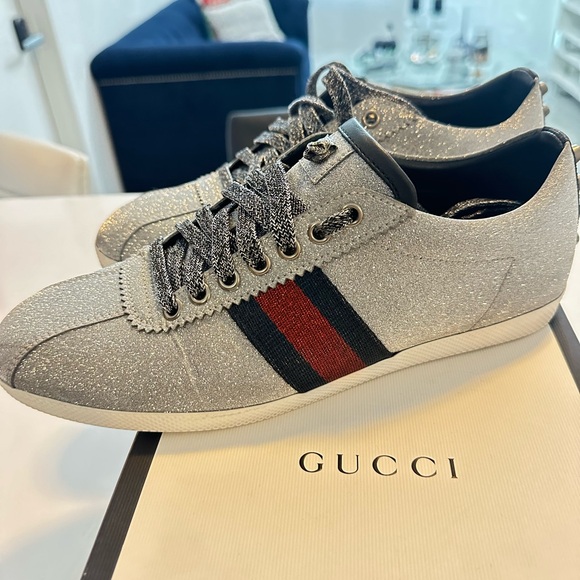 Gucci Sneakers - Picture 2 of 7